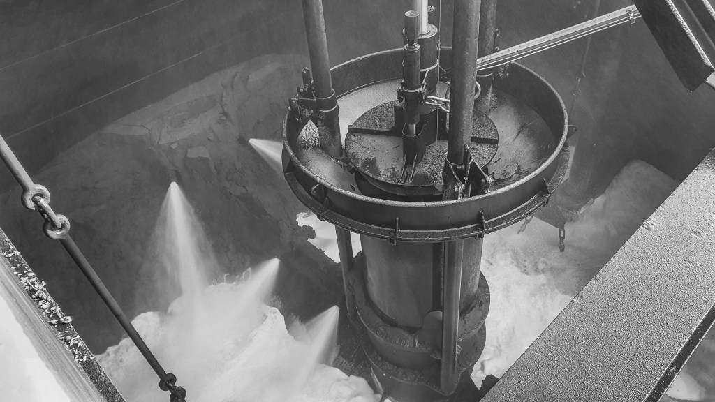 Dredger Hopper Overflow pipe and green Valve